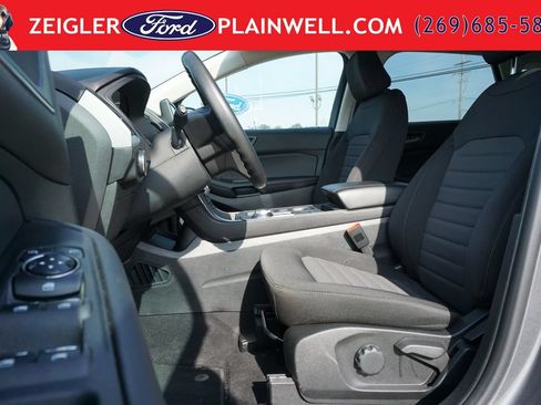 Used 2024 Ford Edge SE AWD/4WD image 16
