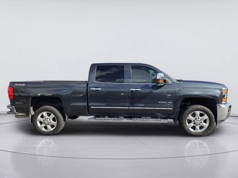 Used 2017 Chevrolet Silverado 2500 LTZ w/ LTZ Plus Package AWD/4WD image 4