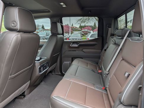 New 2026 GMC Sierra 1500 Denali w/ Denali Reserve Package AWD/4WD image 34