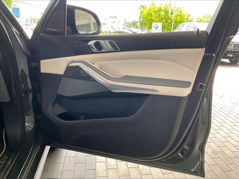 Used 2024 BMW X7 M60i w/ Executive Package image 24