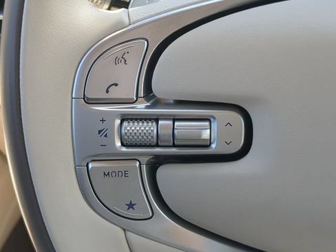Used 2024 Genesis GV80 3.5T Advanced AWD/4WD image 25