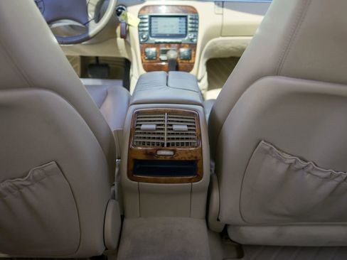Used 2004 Mercedes-Benz S 500 image 31