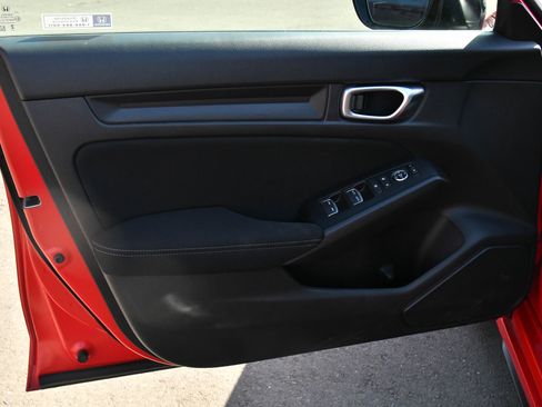 Used 2024 Honda Civic Sport image 13