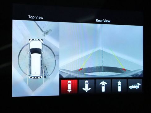 Used 2022 Jeep Wagoneer Series III w/ Premium Group I image 49