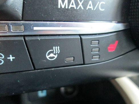 Used 2020 Ford Escape Titanium AWD/4WD image 21