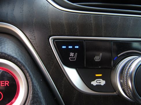 Used 2021 Honda Accord Touring image 21
