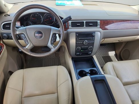 Used 2013 GMC Sierra 1500 SLT w/ SLT White Diamond Edition AWD/4WD image 10
