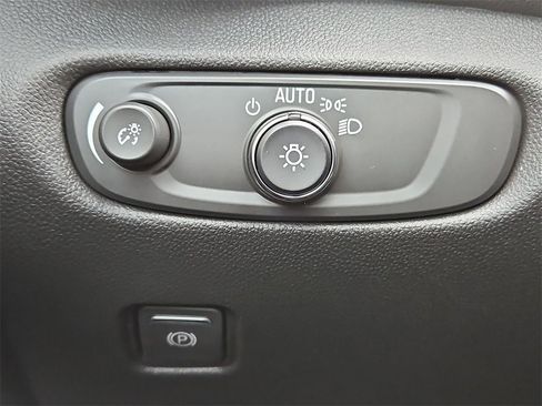 New 2026 Chevrolet Blazer LT w/ Convenience Package image 18