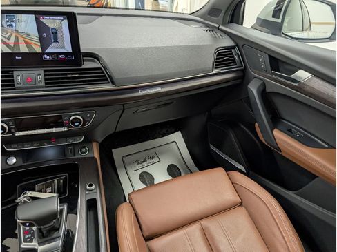 Used 2024 Audi Q5 2.0T Prestige image 13