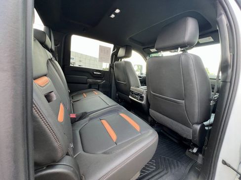 Certified 2022 GMC Sierra 2500 AT4 w/ Snow Plow Prep/Camper Package image 38