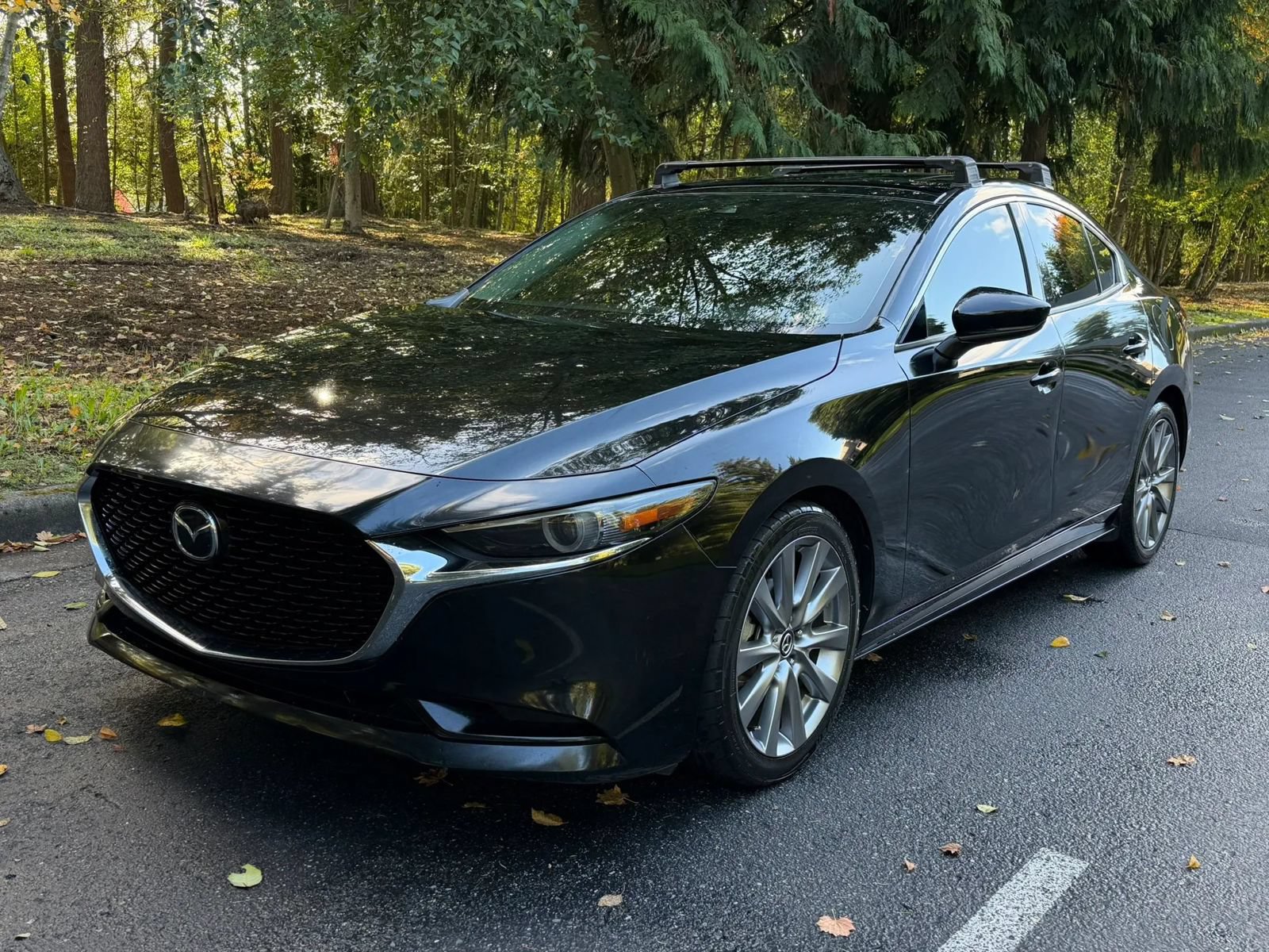 Used 2019 MAZDA MAZDA3 Sedan FWD image 1