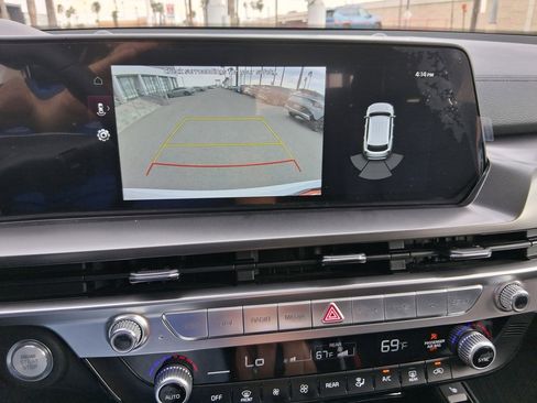 Used 2025 Kia Telluride S image 15