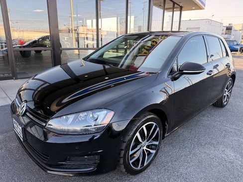 Used 2016 Volkswagen Golf S FWD image 1