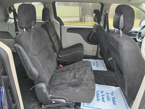 Used 2014 Dodge Grand Caravan SE w/ Quick Order Package 29E SE image 9
