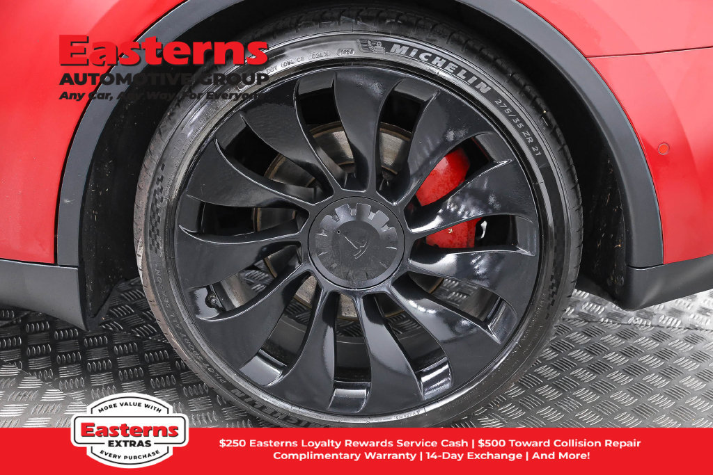 Used 2022 Tesla Model Y Performance AWD/4WD image 28