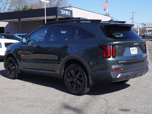 Used 2023 Kia Sorento S w/ Panoramic Sunroof Package AWD/4WD image 10