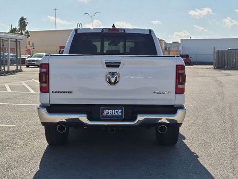 Used 2022 RAM 1500 Laramie AWD/4WD image 6