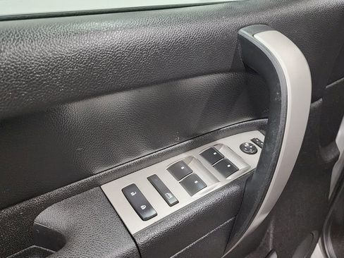Used 2010 GMC Sierra 1500 SLE w/ Power Pack Plus AWD/4WD image 10