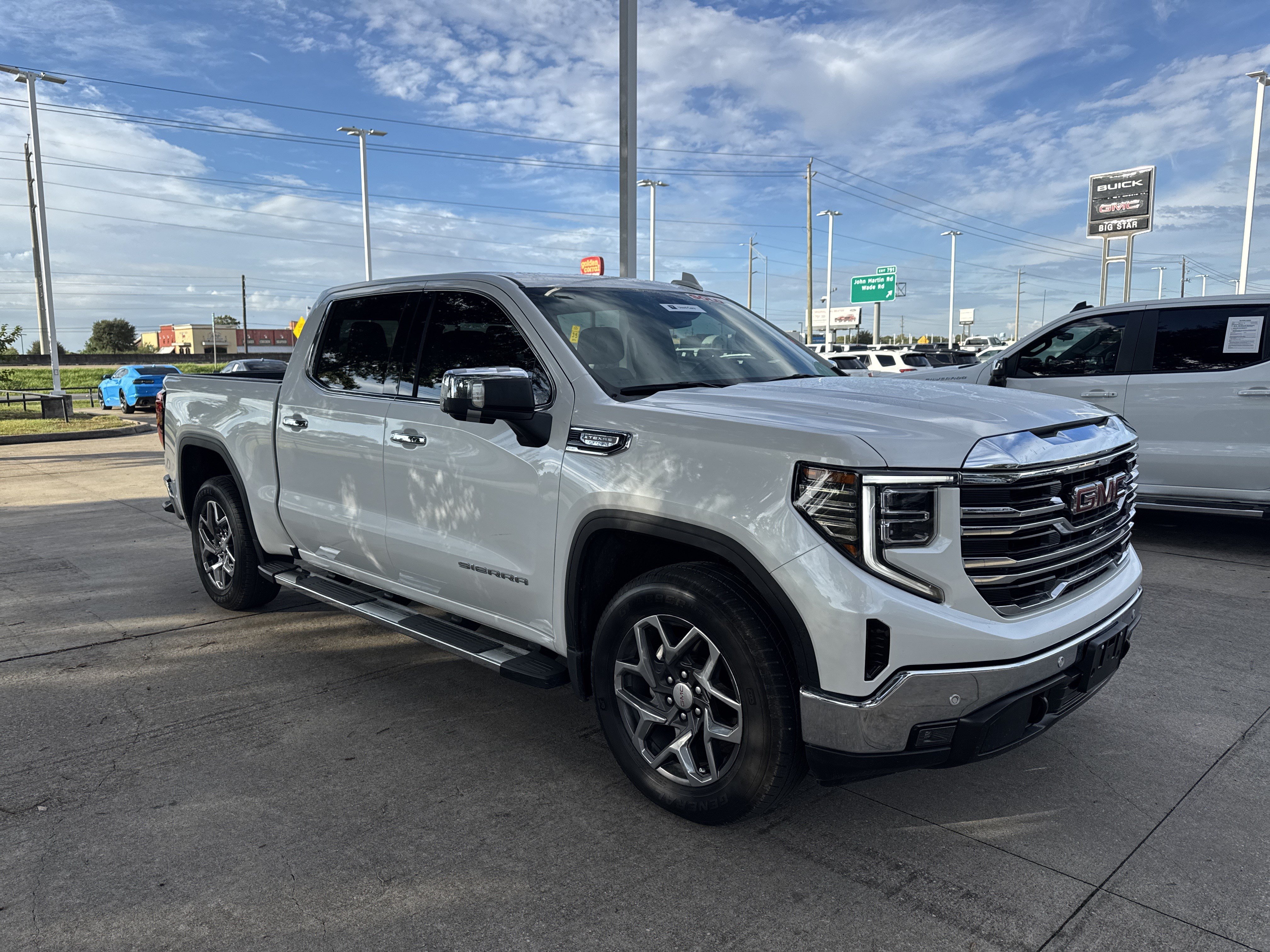 Used 2024 GMC Sierra 1500 SLT RWD image 14