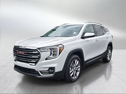Used 2024 GMC Terrain SLT AWD/4WD image 7