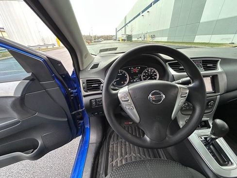 Used 2014 Nissan Sentra SR image 34