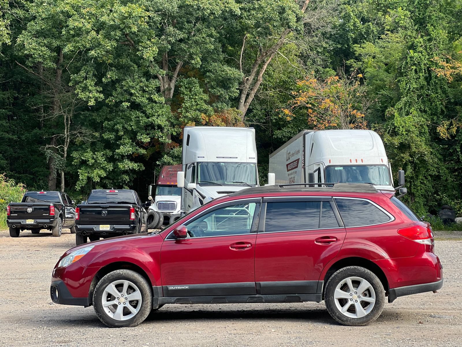 Used 2013 Subaru Outback 2.5i Premium w/ All-Weather Pkg AWD/4WD image 3