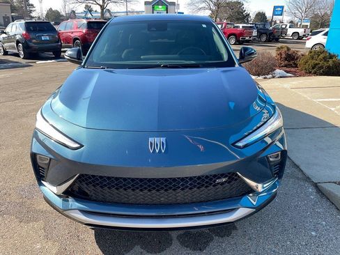 Certified 2024 Buick Envista Sport Touring w/ Convenience I Package image 8