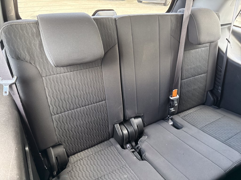 Used 2016 GMC Yukon SLE w/ Convenience Package RWD image 28