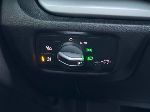 Used 2017 Audi A3 2.0T Premium image 34