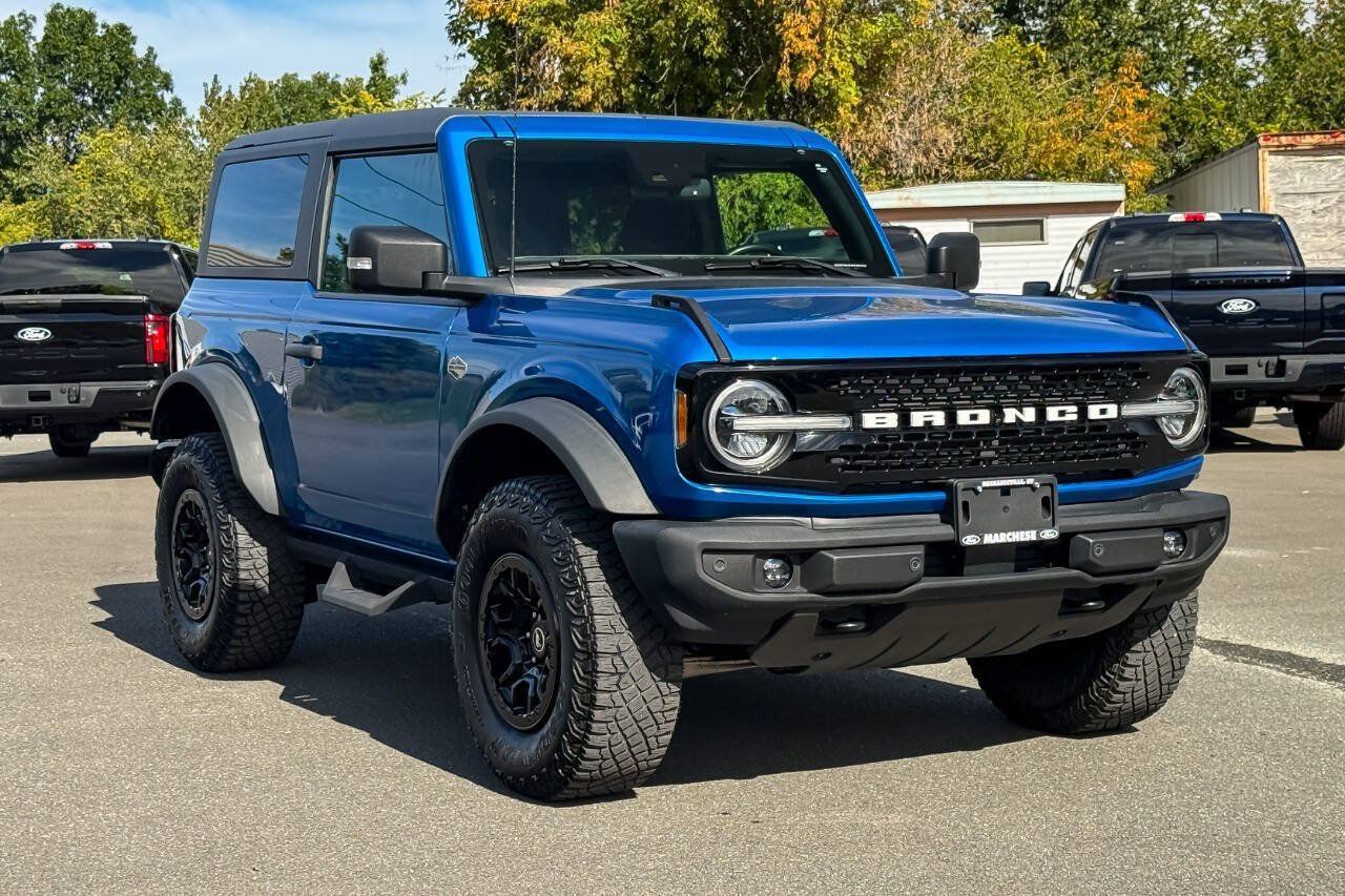 Used 2022 Ford Bronco Wildtrak AWD/4WD image 1