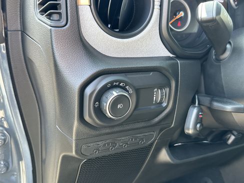 Used 2024 Jeep Wrangler Sport S image 14