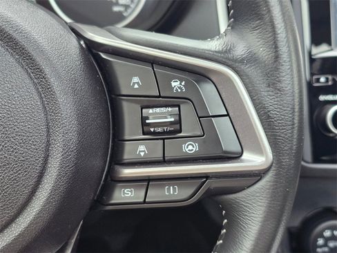 Used 2023 Subaru Forester Premium image 32