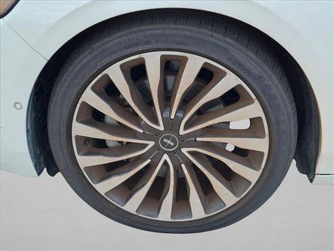 Used 2018 Lincoln Continental Black Label FWD image 10