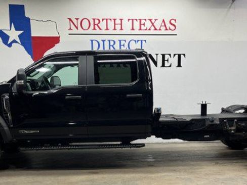 Used 2024 Ford F550 4x4 Crew Cab Super Duty image 10