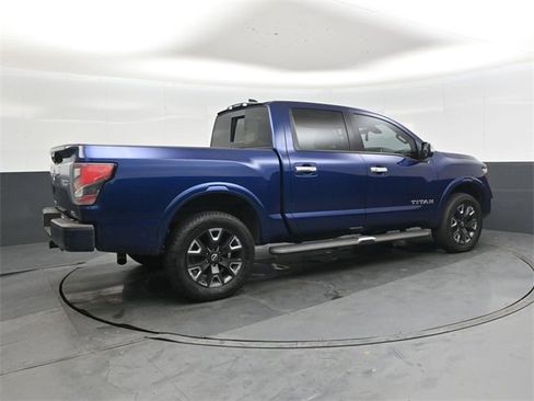 Used 2023 Nissan Titan Platinum Reserve w/ Moonroof Package image 4