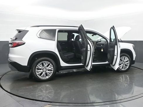 New 2026 GMC Acadia Elevation image 57