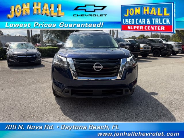 Used 2022 Nissan Pathfinder SV w/ SV Premium Package FWD image 14