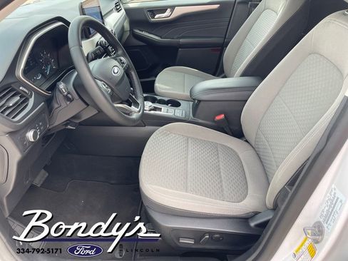 Used 2021 Ford Escape SE w/ Convenience Package image 10