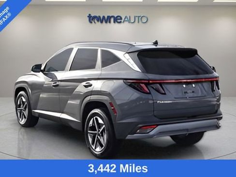 Used 2025 Hyundai Tucson SEL AWD/4WD image 3