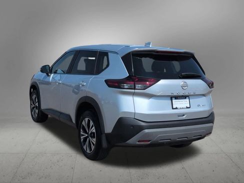 Used 2023 Nissan Rogue SV AWD/4WD image 4