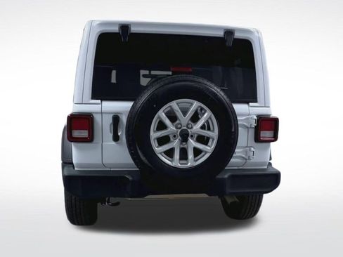 Used 2023 Jeep Wrangler Unlimited Sport w/ Sun And Sound Package AWD/4WD image 17