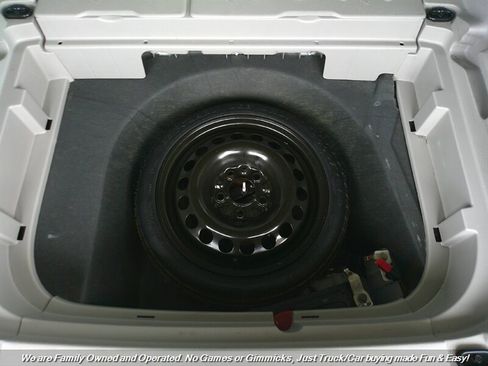 Used 2006 Chevrolet HHR LT image 39