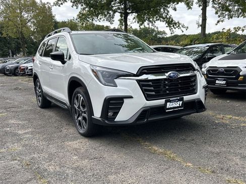 New 2025 Subaru Ascent Limited image 1