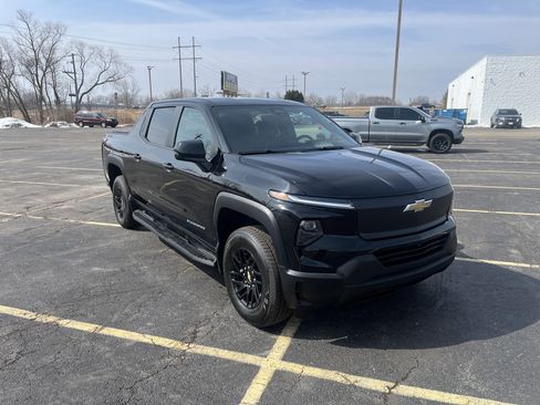 Used 2024 Chevrolet Silverado EV W/T image 8