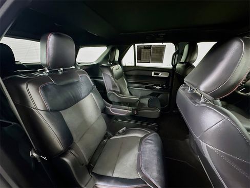 Used 2023 Ford Explorer ST w/ Equipment Group 401A image 11