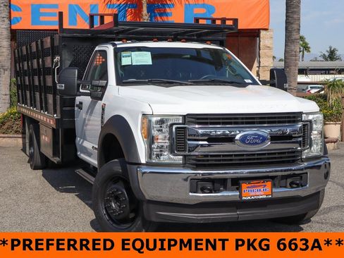 Used 2017 Ford F550 4x4 Regular Cab Super Duty image 2