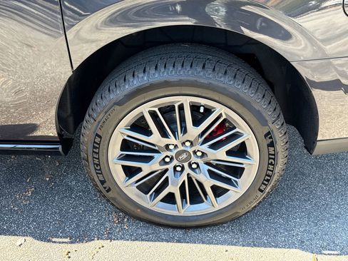 New 2025 Ford Expedition Max Platinum w/ Stealth Performance Package image 21