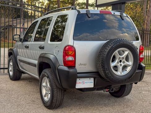 Used 2004 Jeep Liberty Sport w/ PWR Convenience Group image 5