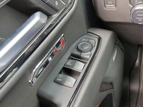 Used 2024 GMC Sierra 1500 AT4 w/ Technology Package image 13