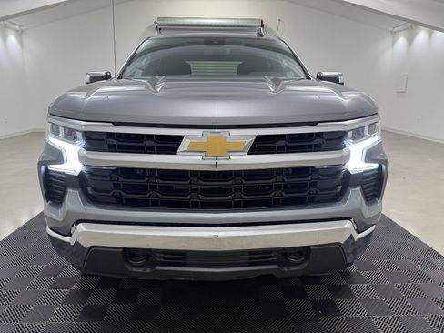 Used 2023 Chevrolet Silverado 1500 LT image 2